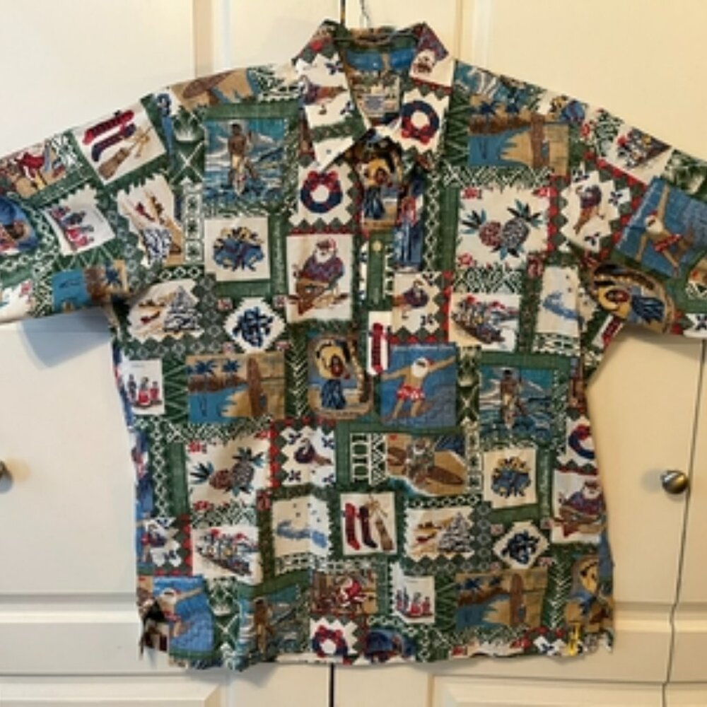 Reyn Spooner Men's Hawaiian Shirt - Large - Mele Kalikimaka (Merry Christmas)